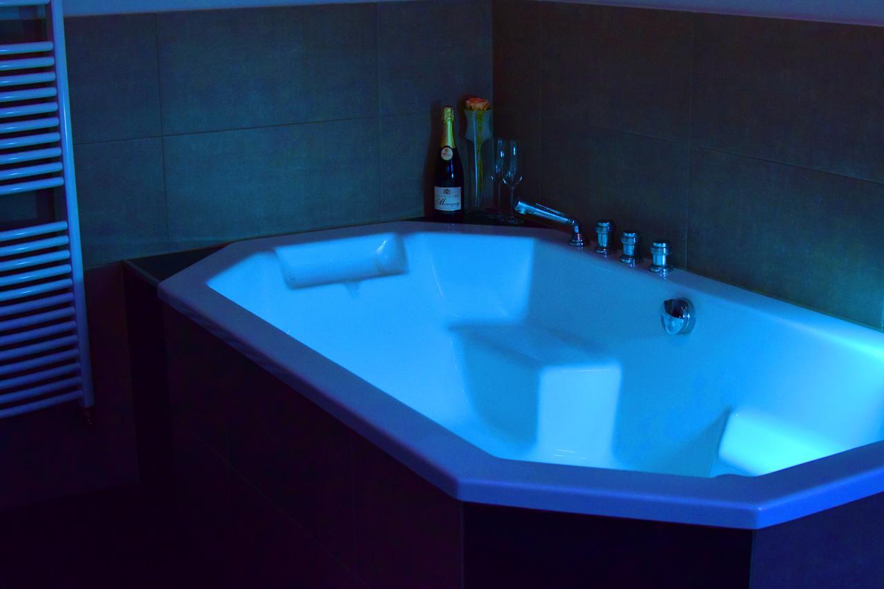 Hotel - Bistro - 3-Eck Merchweiler المظهر الخارجي الصورة